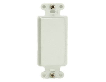 WP3410WH - DECORATOR BLANK OUTLET STRAP WHITE. Sold in units of 1